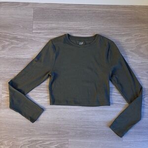 NWOT Gap Women's Modern Tee Long Sleeve Crop Top Size Medium Olive Green